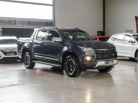 CHEVROLET S10 2.8 16V TURBO DIESEL HIGH COUNTRY CD 4X4 AUTOMÁTICO